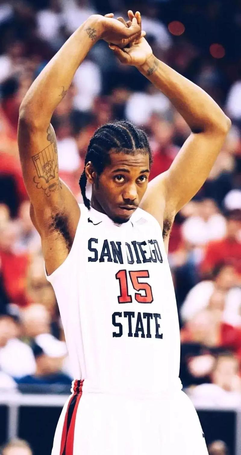 19岁国足新星登陆德乙，半年冲德甲，复刻传奇？（19岁国脚新秀登陆德乙，半年冲刺德甲，能否再写传奇？）