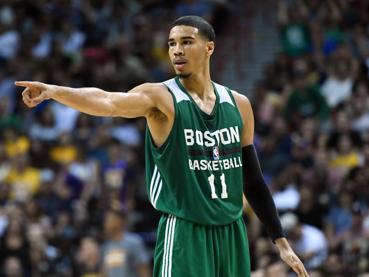 篮球场上的新星瀚森的崛起（瀚森的篮坛崛起之路）