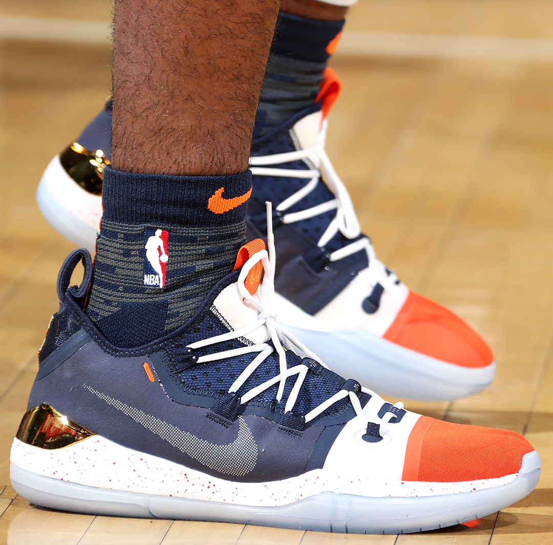 赢得很轻松！掘金全队4人得分20+全队三分46中23（轻松取胜！掘金四人20+，全队三分46投23中）