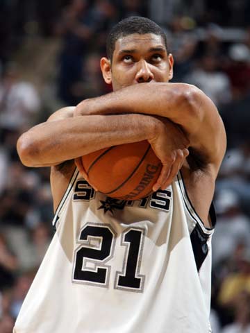 卡索拉谈英国庸医：做了11次手术都找不到病因，跟腱还感染了（卡索拉谈英国治疗经历：11次手术仍查不出病因，跟腱还感染）