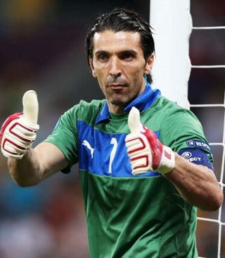 鲍威尔：最后一攻搞砸的责任在我，我是O型腿所以常扭伤脚踝（鲍威尔揽责最后一攻失败：称O型腿易致脚踝扭伤）