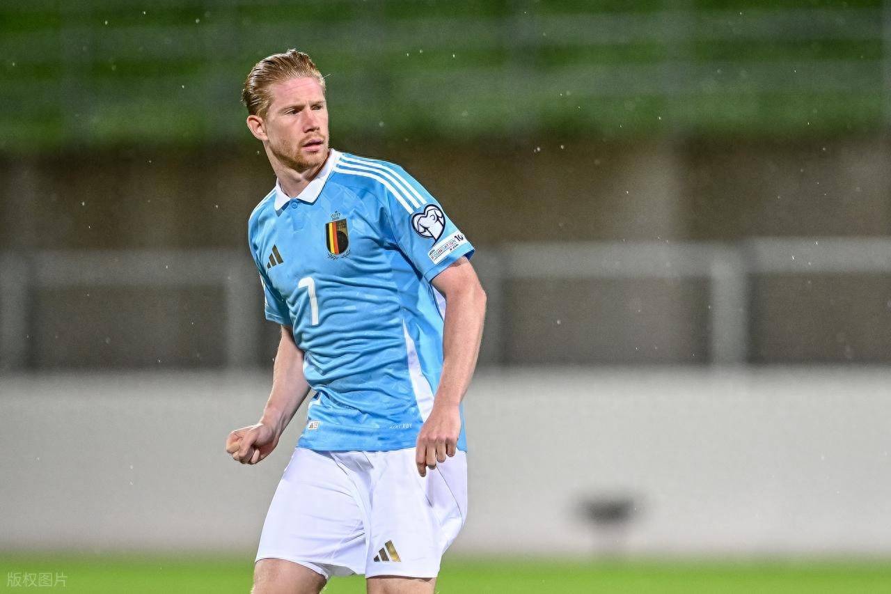 小组全胜收官！英格兰正式比赛取得11连胜，为队史首次（英格兰创队史纪录：正式赛豪取11连胜，小组赛完美收官）